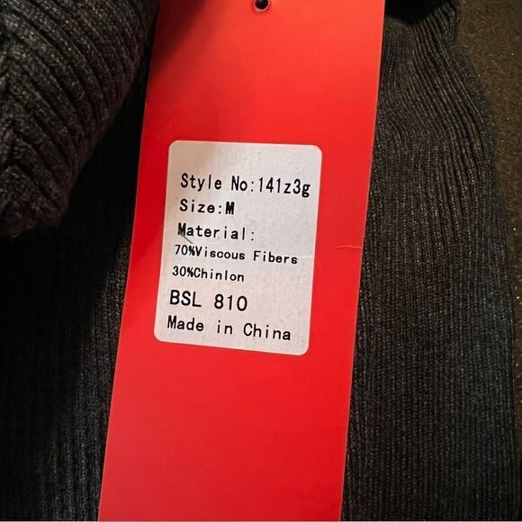 NWT! Rocorose grey ribbed sweater midi dress - Picture 5 of 9